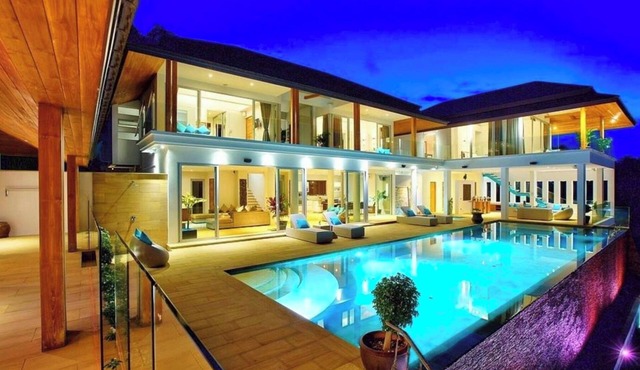 7 Bedroom Luxury Sea View Villa Moon