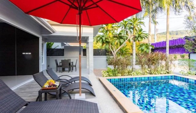 Ao Nang private pool villa near beach!