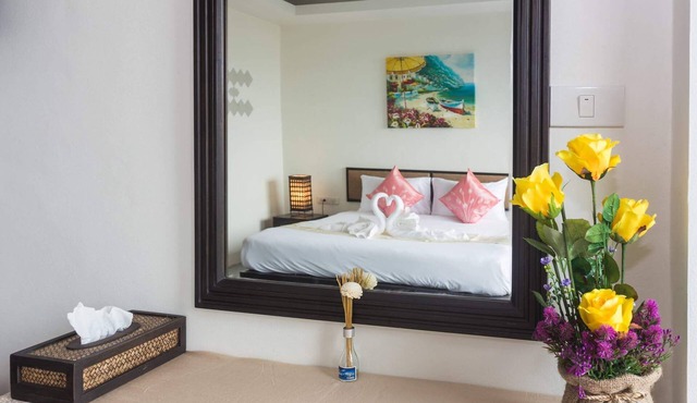 Awesome room located in the higher hill of patong
