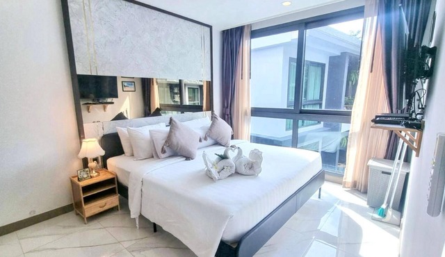 B506 - 1 Bedroom Serviced Apartment Top Floor Pool View at Ao Nang Beach