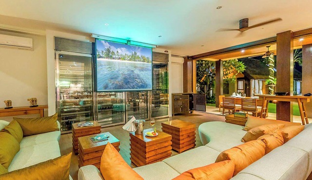 Baan Puri - Six Bedroom Villa, Sleeps 12