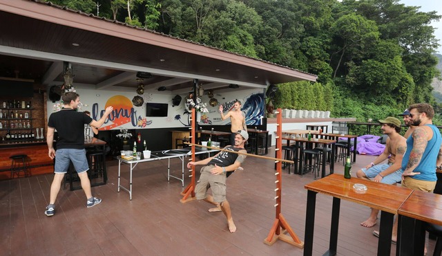 Balcony Party Hostel Beachfront - Adults Only