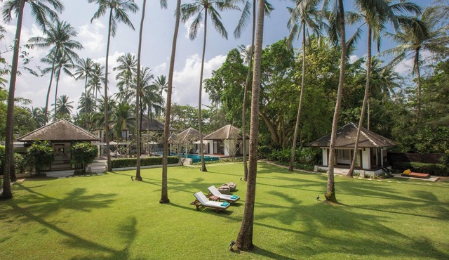 Beachfront Villa w/Stunning Sunsets | Lipa Noi