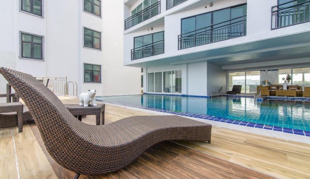 Bear & Bird Hotel โรงแรม แบร์ แอนด์ เบิร์ด