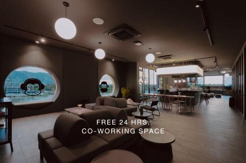 Blu Monkey Hub and Hotel Laguna, Bangtao Phuket