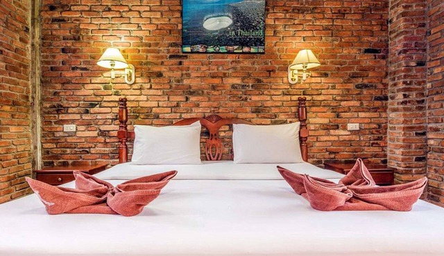 Bungalow with king double bed