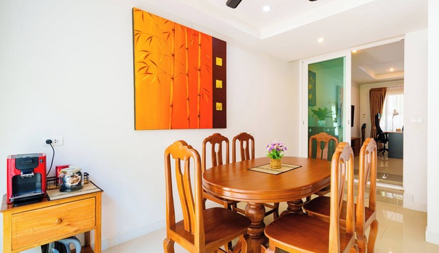 Central Phuket. Ideal sea and fun. Perfect central location on Phuket Island!