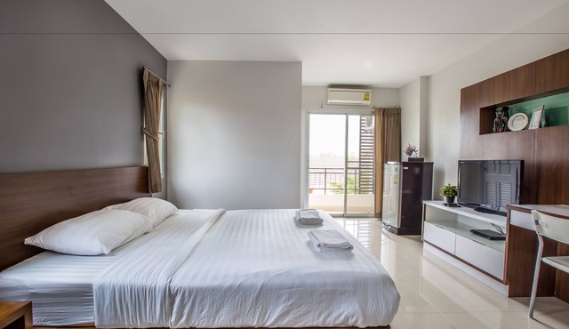 Central place serviced apartment 1