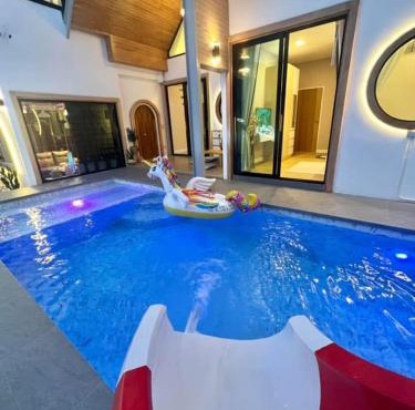 Creme Por Paipai Pool Villa