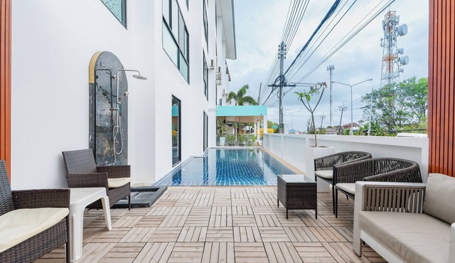 De Blue Sea Rawai Hotel