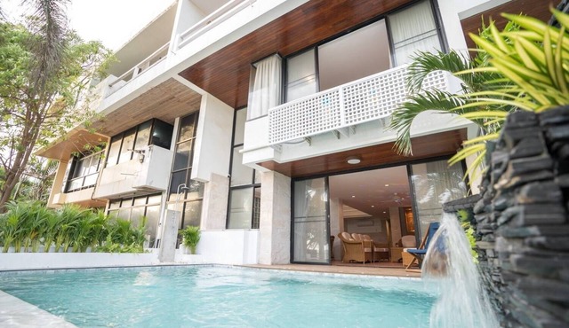 Dojo pool villa beach front and sea view