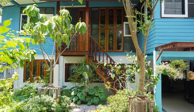 Family Boutique Rooms Near Victory Monument BTS Station