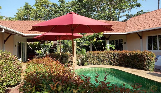 Fully equipped L4/L1 villa/apartment, 250 meters from the sea
