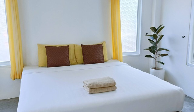 Home Stay on Larn Island Pattaya