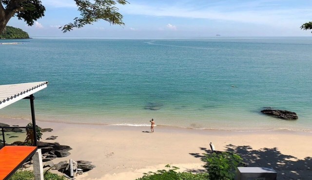 HOP FROM POOL TO SEA IN PHUKET