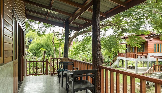 Jule Red Villa, Wifi, AC, Balcony, Terrace