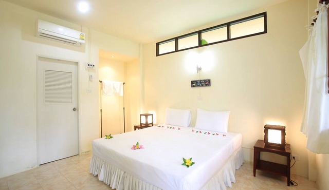 Koh Mook Rubertree Bungalow