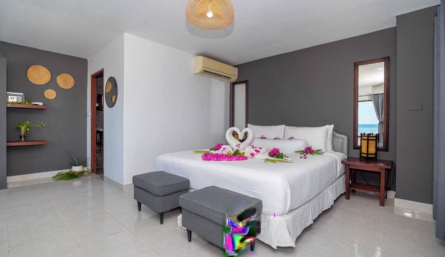 Lanta Beachfront Resort