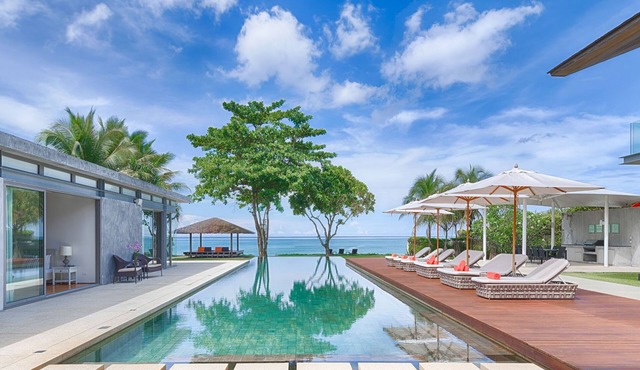 Luxe Vacay Beachfront Sava Villa 3 | Villa Cielo | Chef & Staff | LTH-14