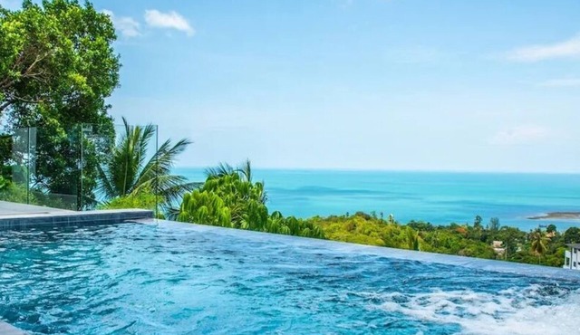 Luxurious 3-bedroom villa in Koh Samui with infinity pool, sea views, and WiFi, near Lamai Beach