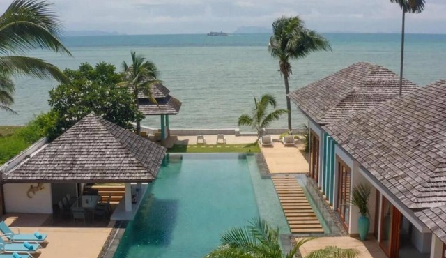 Luxurious & spacious 5-bedroom beachfront villa in Nathon with infinity pool, fitness room, and spa