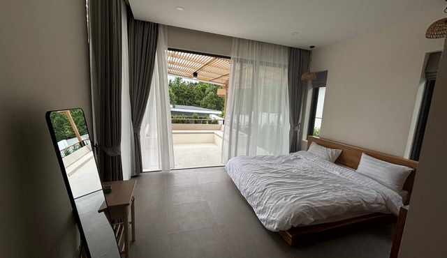 Luxury 3-bedroom villa with a large private pool in prime location - Koh Phangan