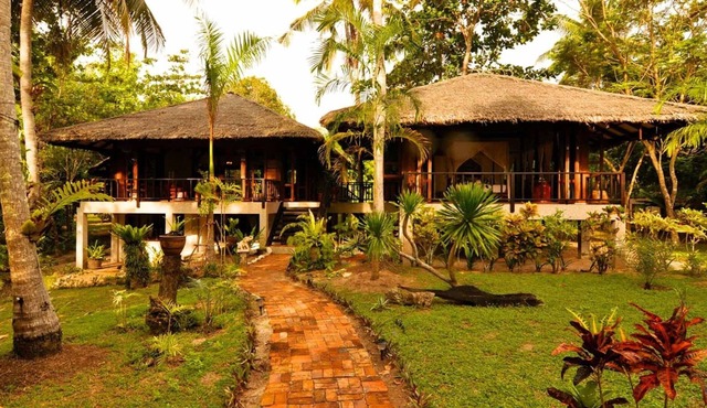 Luxury 3 Bedroom Villa Baan Nanachaat !!