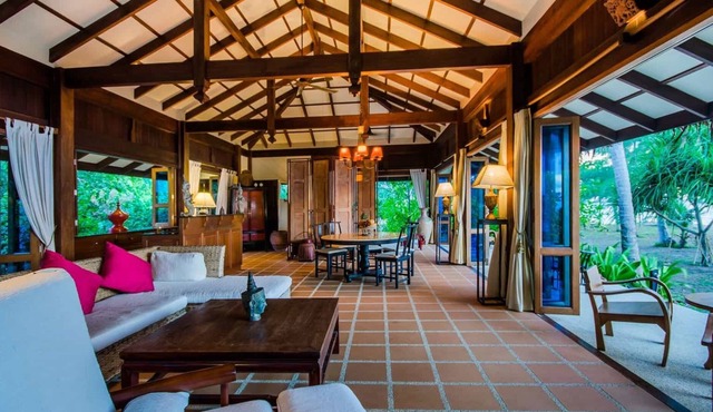 Luxury 3 Bedroom Villa Baan Raj !!