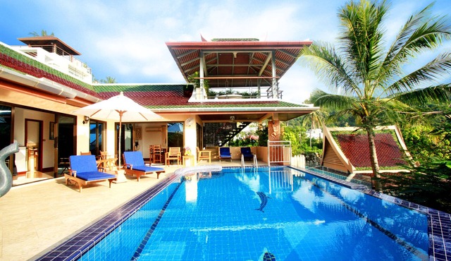Luxury 4 Bed Infinity Pool Villa, Chef.