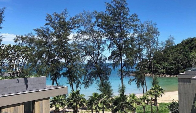 Luxury Penthouse 407 sqm Beachfront & private pool
