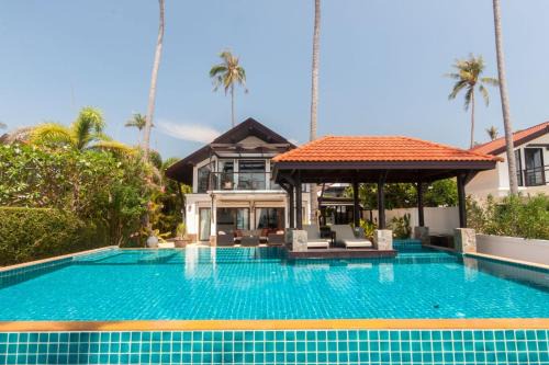 Malee Beach E8