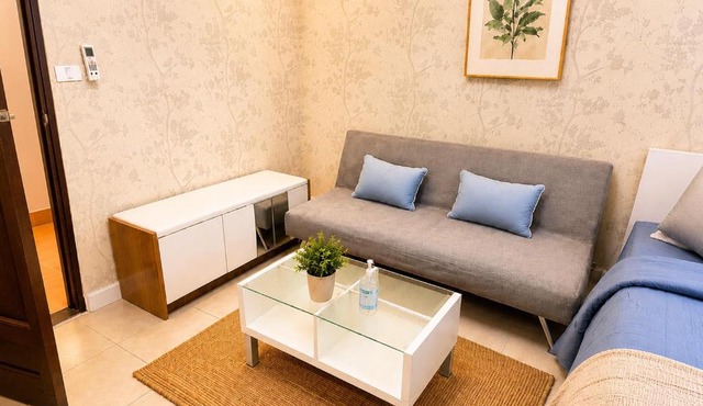 Modern 12th Floor Condo Walk to Phuket Old Town with Pool & Gym
