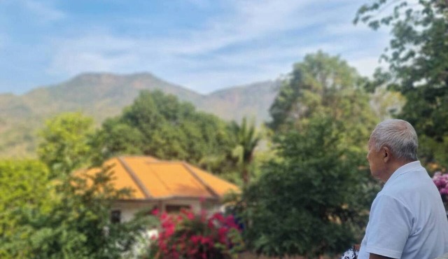 Mountain Front Family Home Big Balcony For 4 Rare Birds, Bikes