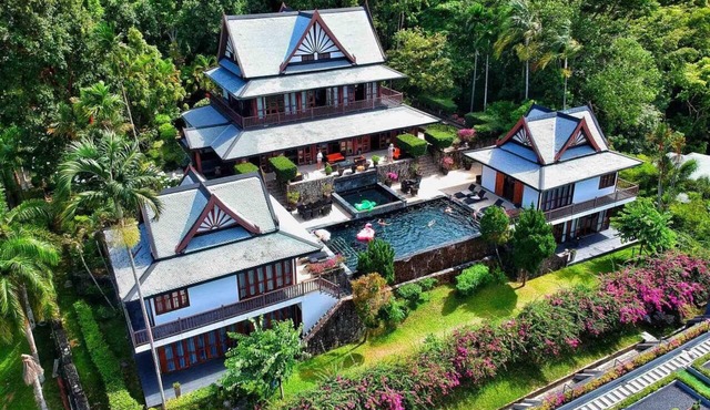 Nakawanna Villa sea view luxury private swimming pool, full-time staff