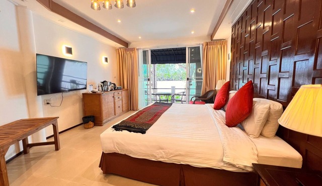 No8 Double Suite, Rainbow Arokaya Welness Resort