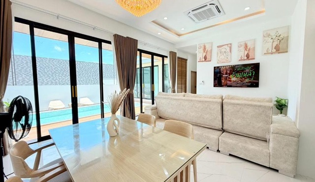 Nook Villa