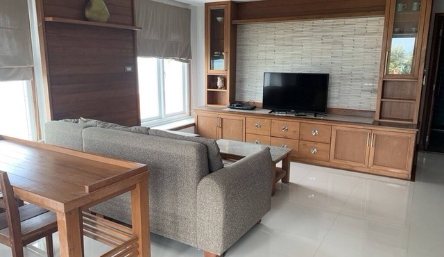 Ocean Front, Large Top Floor Condo - 1 bedroom