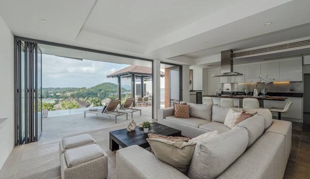 Peaceful Seaview 3BR house - 5 min to Surin beach, Phuket