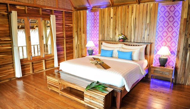 Phi Phi Phu Chalet Resort
