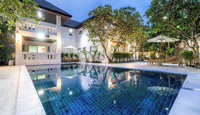 Phuket Leisure Time Hotel