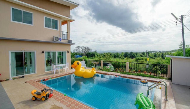 Platoo Pool Villa
