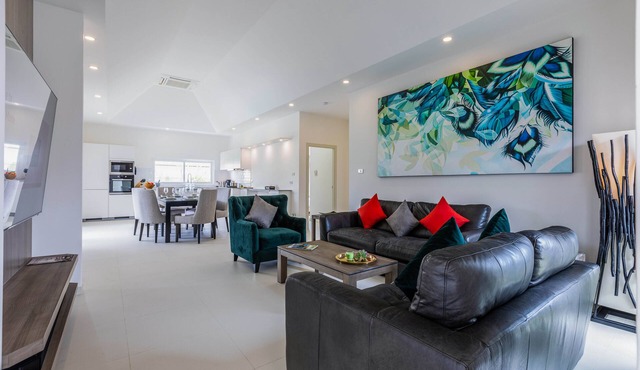 Private 3 Bedroom Pool Villa MS22