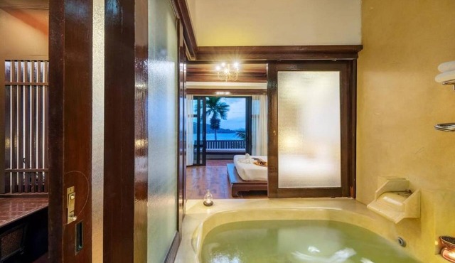 Racha Kiri Resort and Spa Khanom