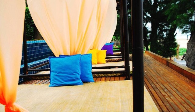 RENT WHOLE PRIVATE BEACHFRONT RESORT ,5 beachfront bungalows