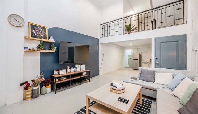 Roombix CityHouse -CozyHouse Near Bts for 12 ppl - RB4