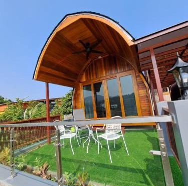 Seaview Eagles Nest Cabins