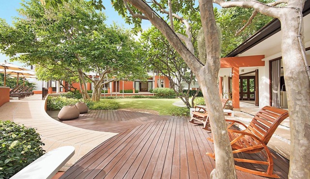 Six Hills Villa - 5BR Family with Garden