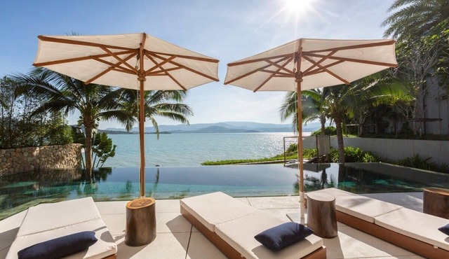Solaris 3-bedroom Beachfront Villa in Koh Samui