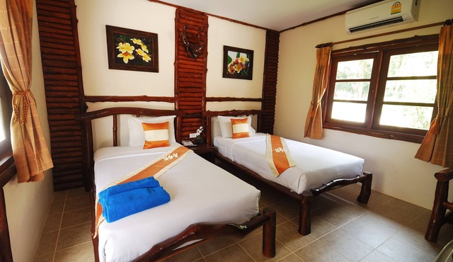 Talkoo Beach Resort Khanom