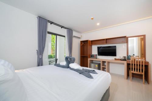 Thawalai Inn, Kata Beach